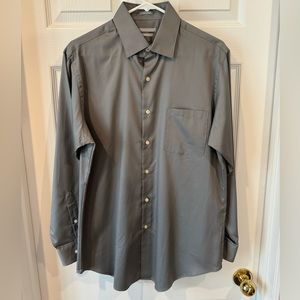 Van Heusen Long Sleeve Dress Shirt